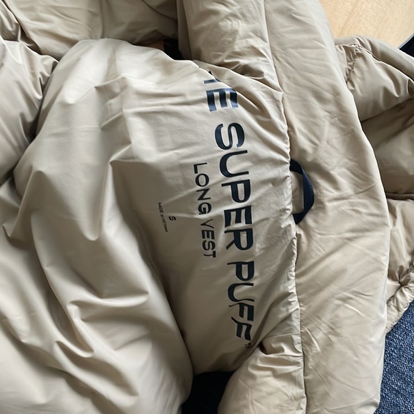 Aritzia Superpuff long vest - Picture 3 of 4